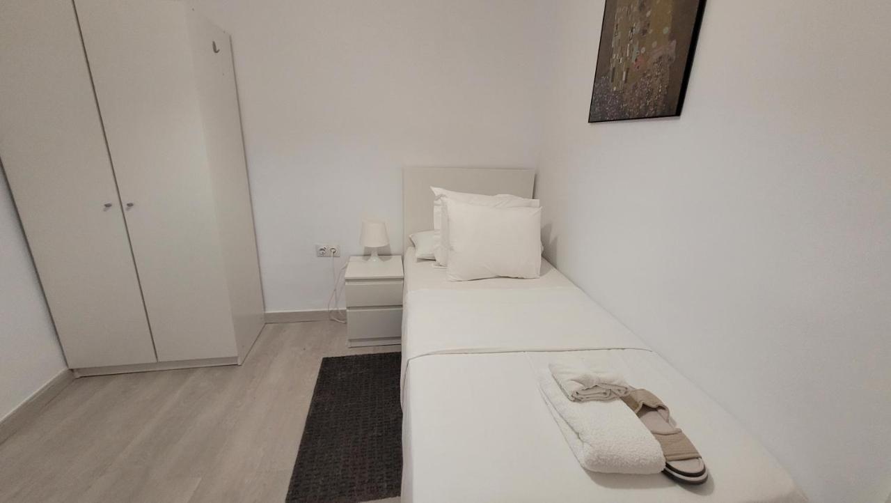 Apartaments B O D Collblanc 오스피탈레트 데 요브레가트 외부 사진